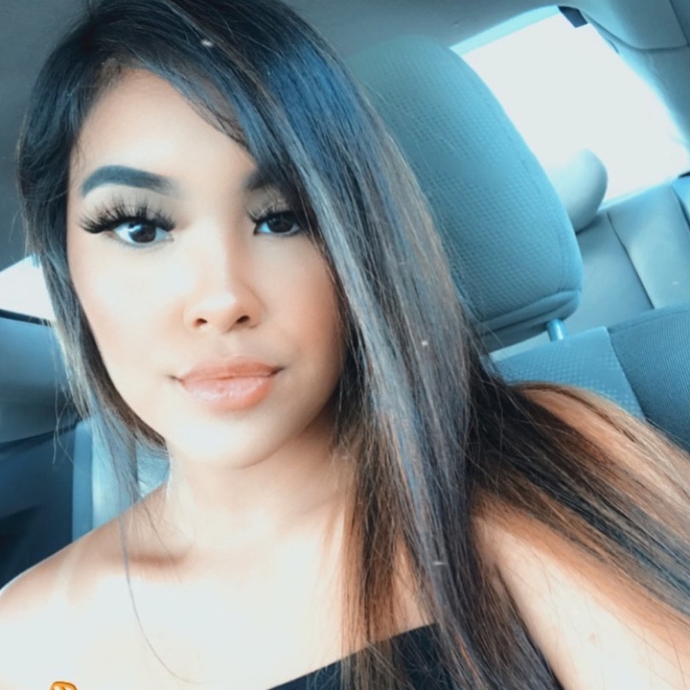 Meet your Posher, Noemi